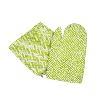 Caspari Fretwork Green & White Oven Mitts And Pot Holders Set - 1 Piece Of Each OMPH010B